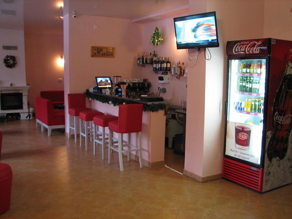Skilandhouse Yablunytsya Εξωτερικό φωτογραφία